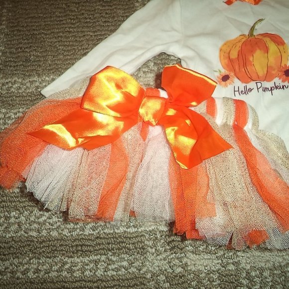 PUMPKIN OUTFIT BOUTIQUE BODYSUIT SKIRT HEADBAND SET COTUME-BABY GIRLS SIZE 3 M0. - Picture 4 of 5